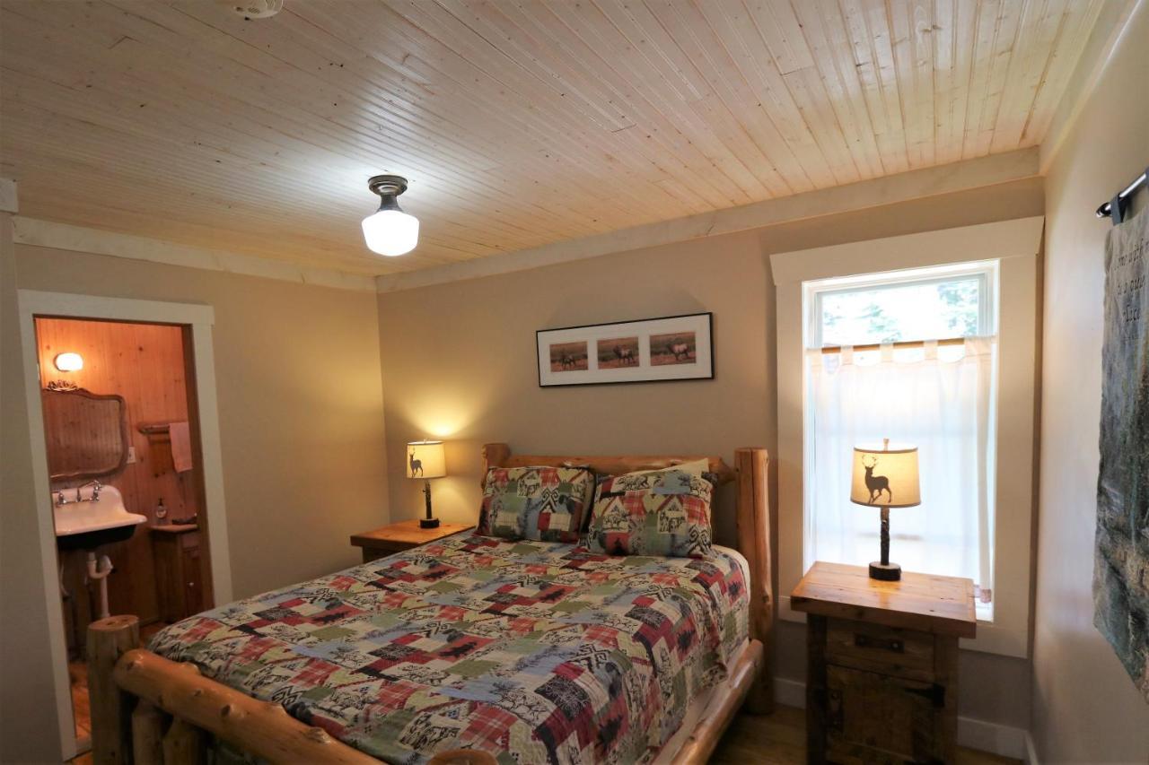 The Cabins At Historic Columbine Clark Екстериор снимка